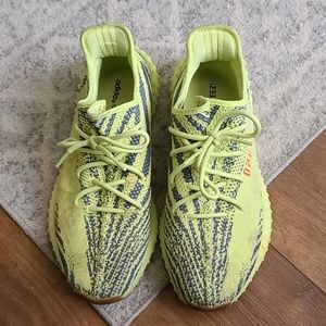 Adidas Yeezy electric yellow size 13